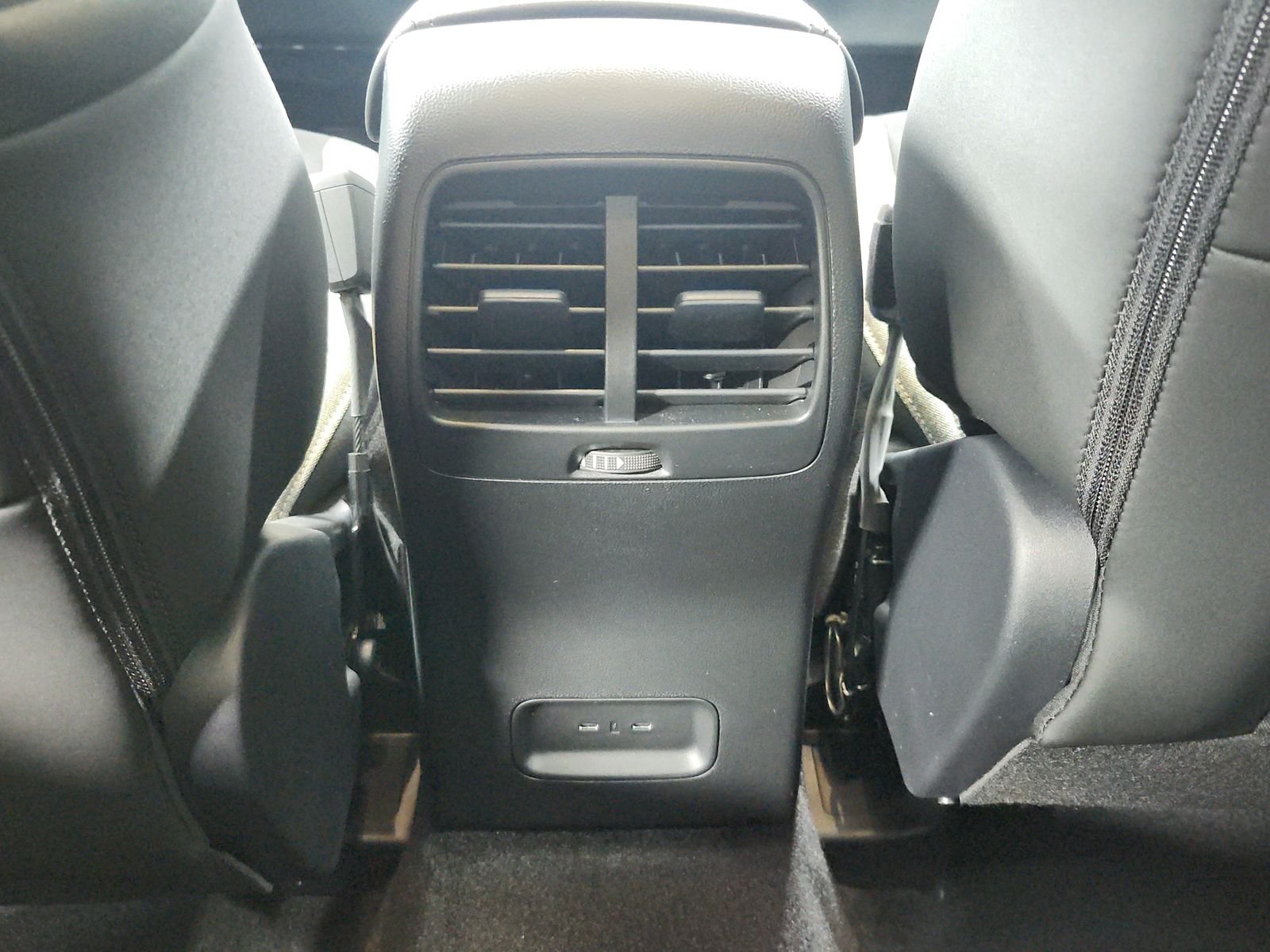 New 2026 Space White Metallic Ford Big Bend® image 34