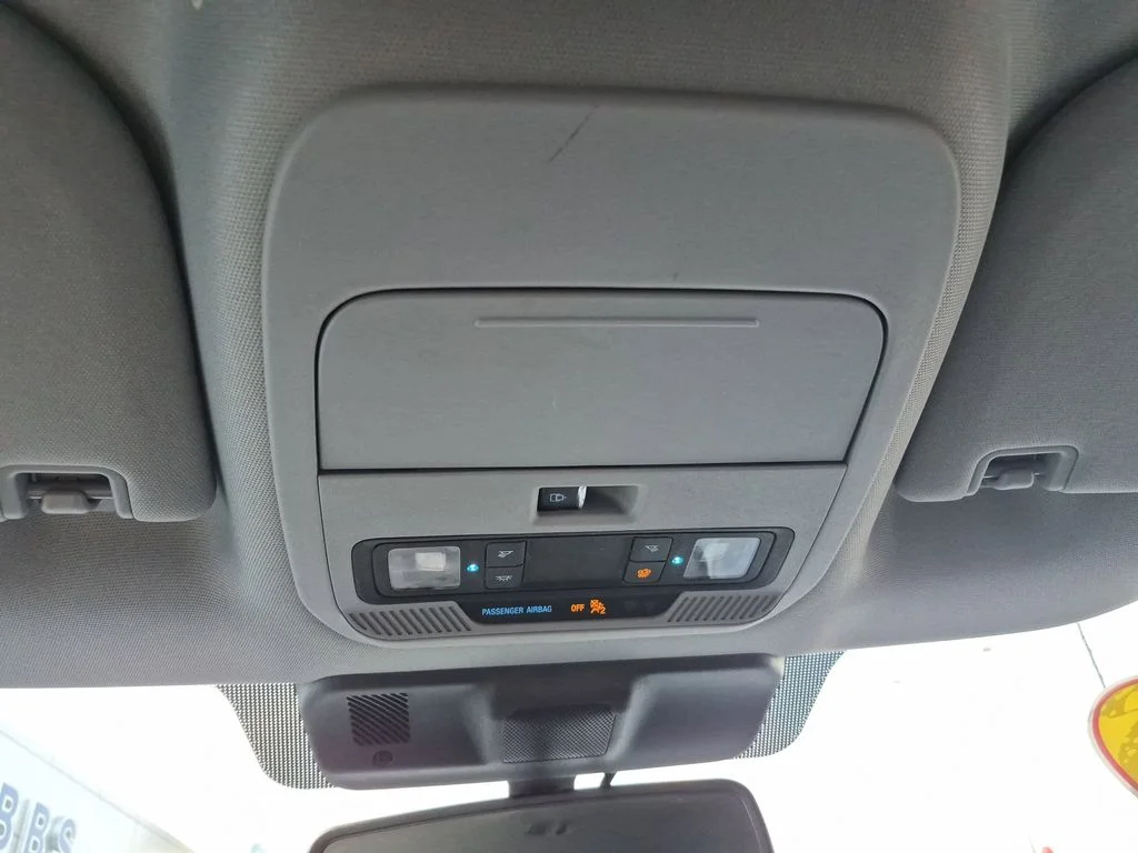 Used 2024 Black Metallic Ford XLT image 44