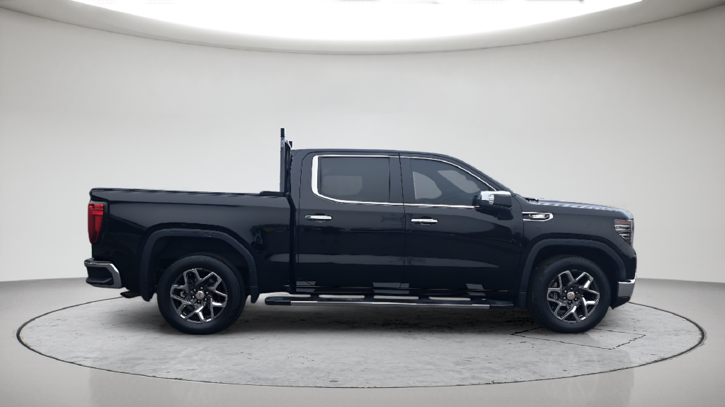 Used 2024 Black GMC SLT image 4