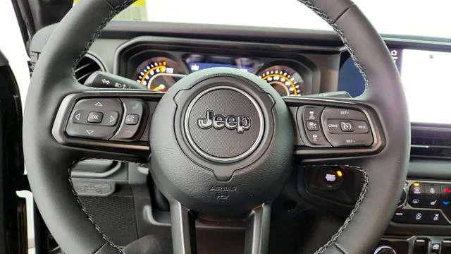 New 2026 Black Clear-Coat Exterior Paint Jeep Mojave X image 20