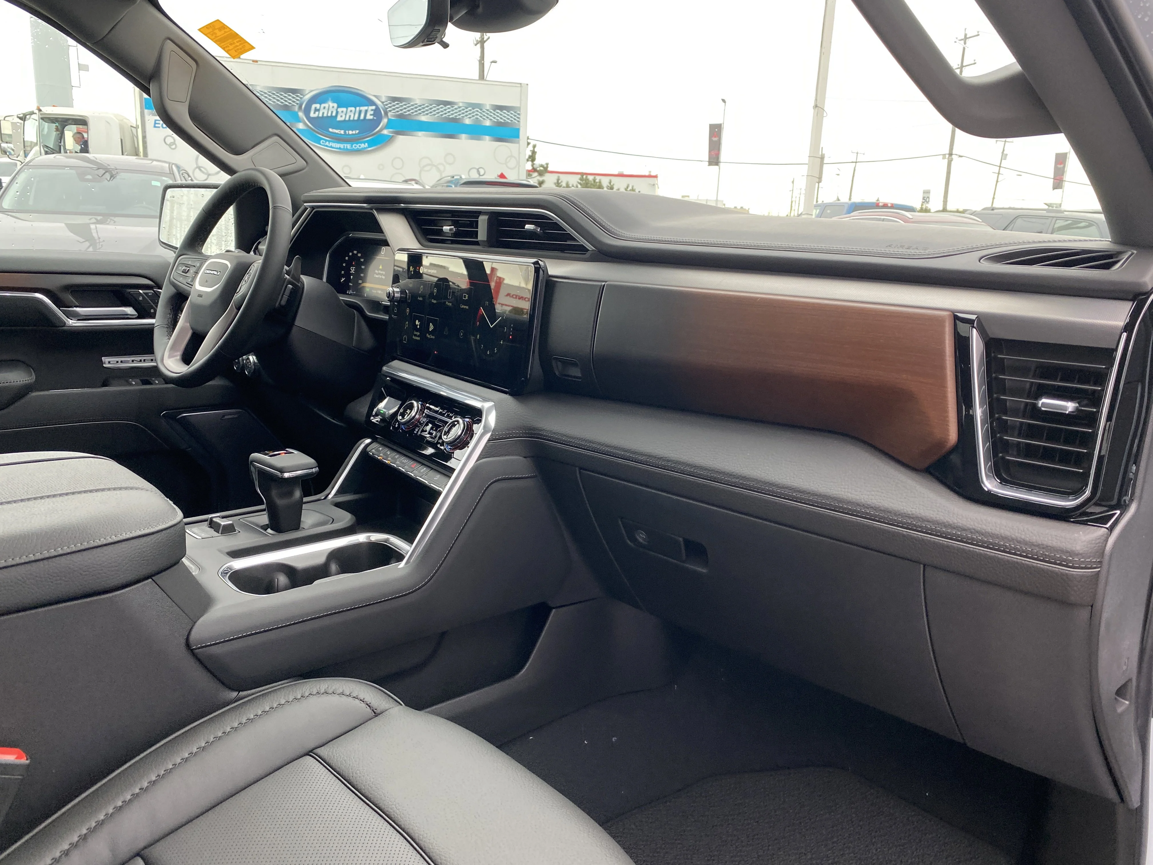 New 2026 GLACIER WHITE TRICOAT GMC Denali image 30
