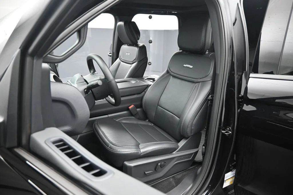 New 2027 Agate Black Metallic Ford Platinum image 8