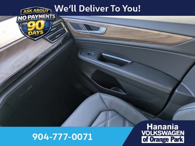 New 2026 Silver Volkswagen 2.0T SE w/Technology image 18