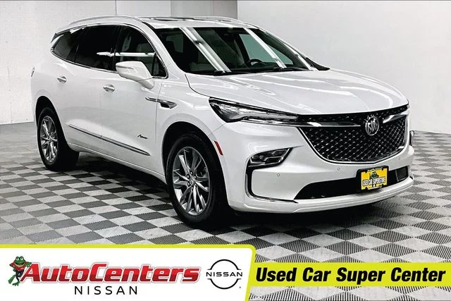 2023 Buick Enclave Avenir's photo