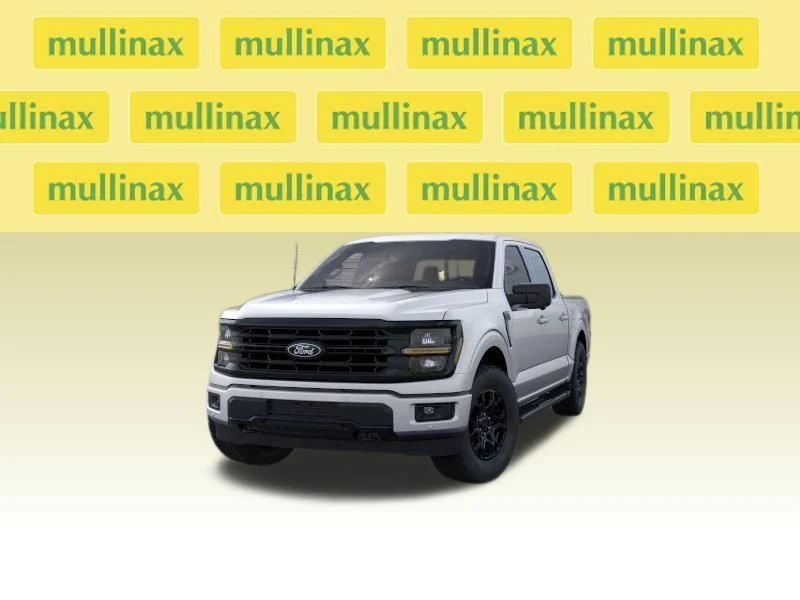 New 2026 Silver Ford XLT image 2
