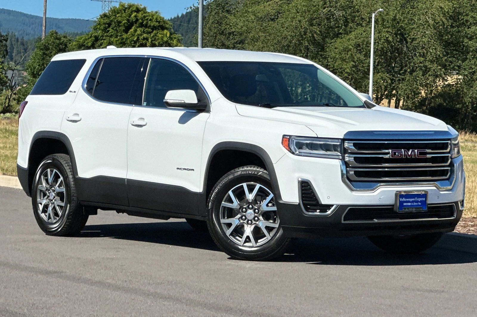 2022 GMC Acadia SLE FWD's photo