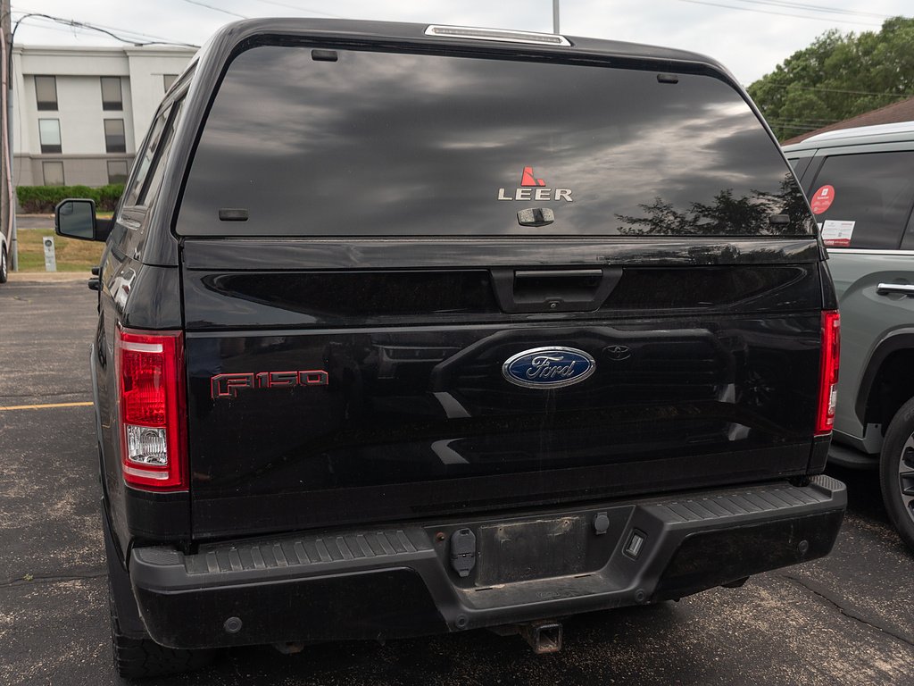 Used 2017 Shadow Black Ford XLT image 6