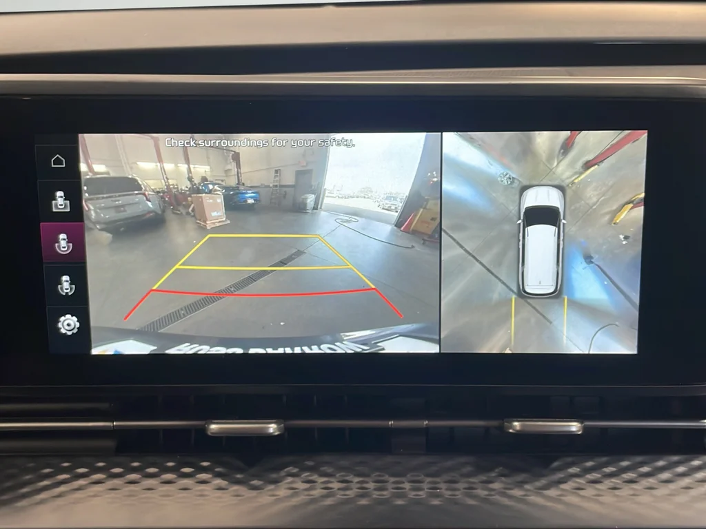 Certified Used 2022 Gray Kia SX Prestige image 10