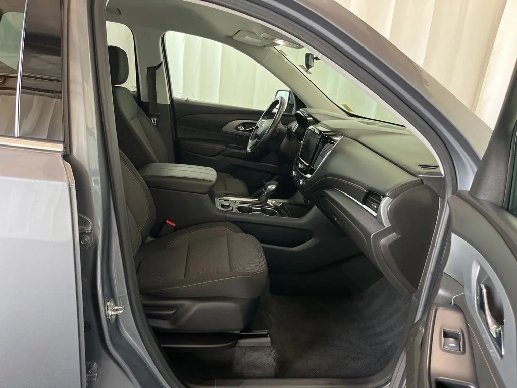Used 2021 Gray Chevrolet LT image 19