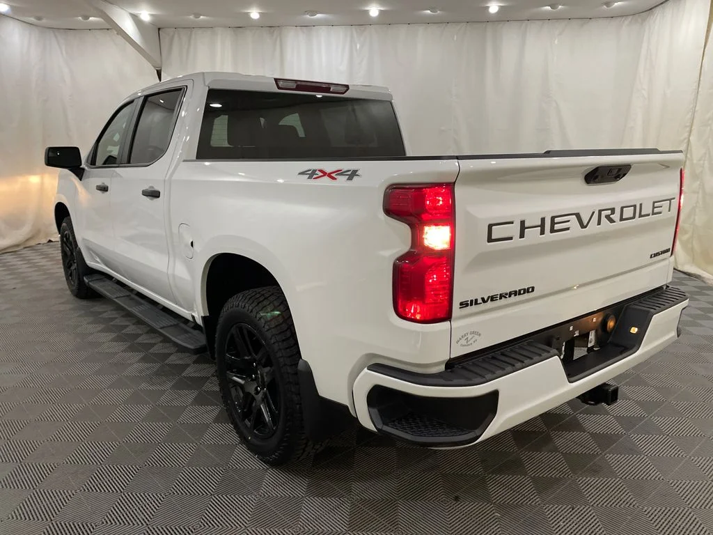 Used 2024 Summit White Chevrolet Custom image 8