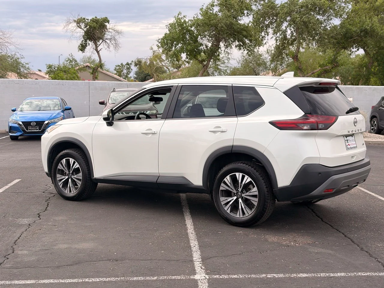 Used 2023 Pearl White Tricoat Nissan SV image 3