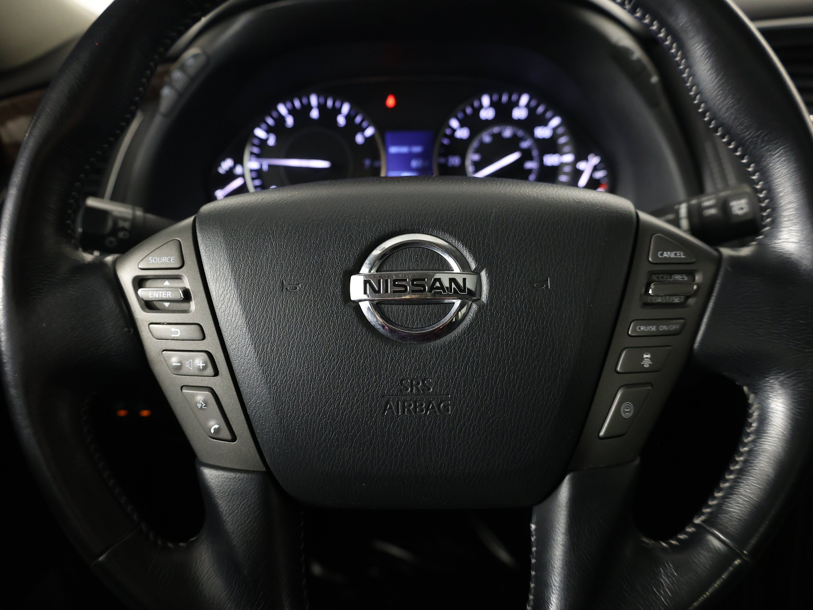 Used 2020 Gun Metallic Nissan SL image 21