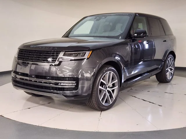 2026 Land Rover Range Rover 3.0 PHEV SE SWB's photo