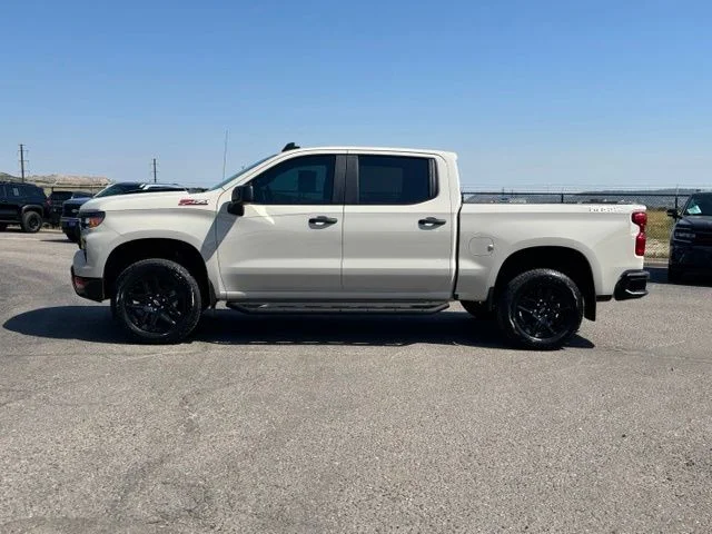Certified Used 2026 White Chevrolet Custom Trail Boss image 2