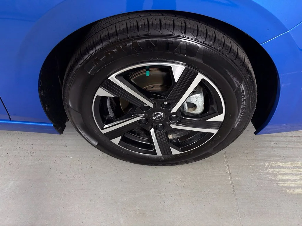 Used 2024 Blue Nissan SV image 10