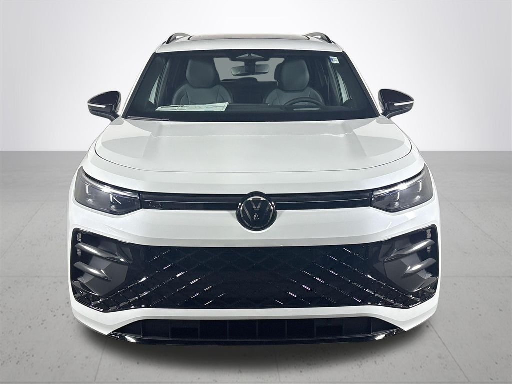 New 2025 Opal White Pearl Volkswagen 2.0T SE R-Line Black image 3