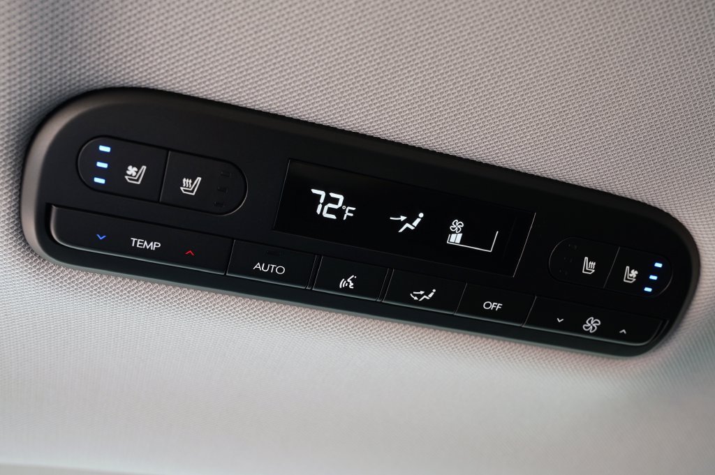 New 2027 Creamy White Pearl Hyundai SEL Premium image 44