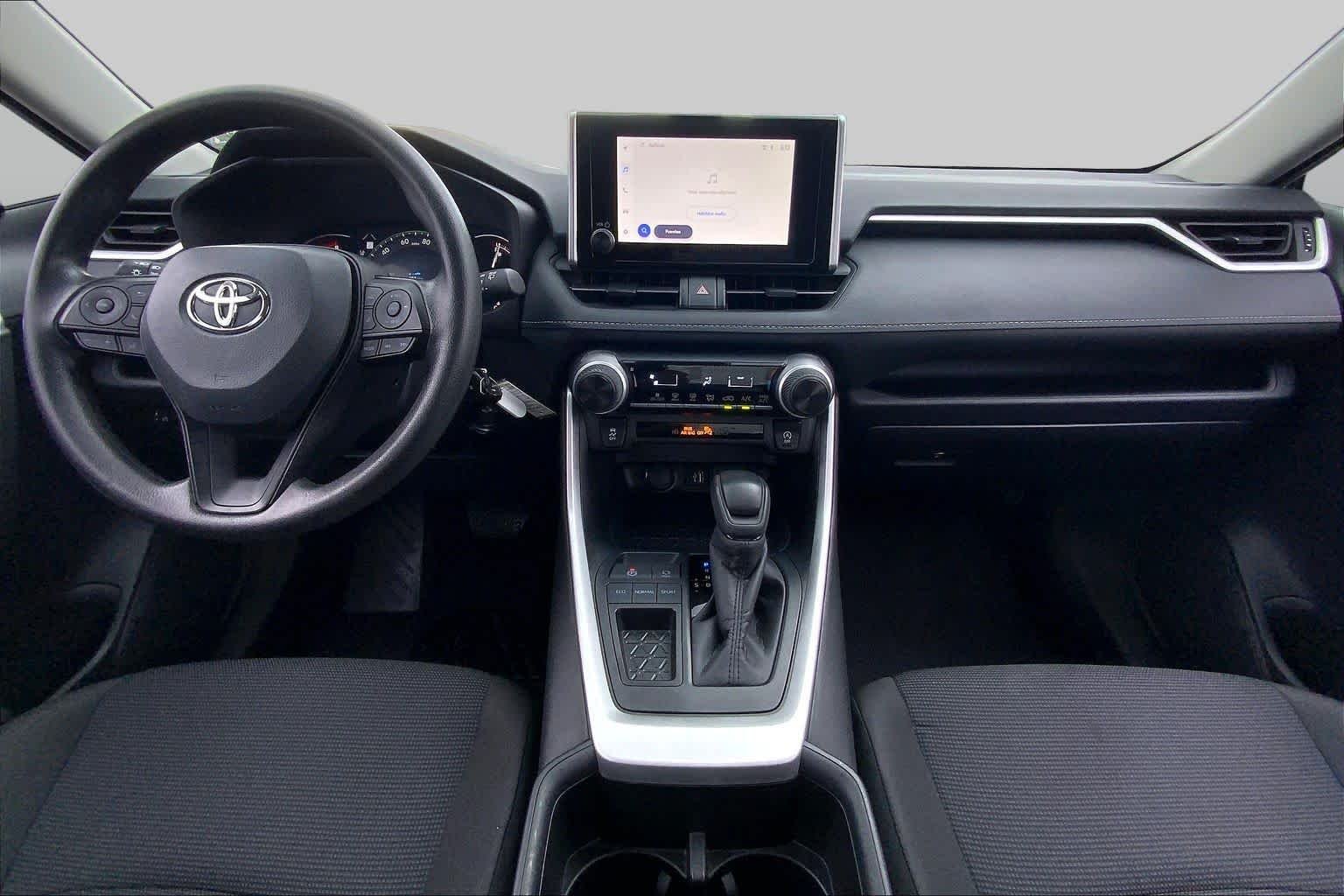 Used 2025 Ice Cap Toyota LE image 15