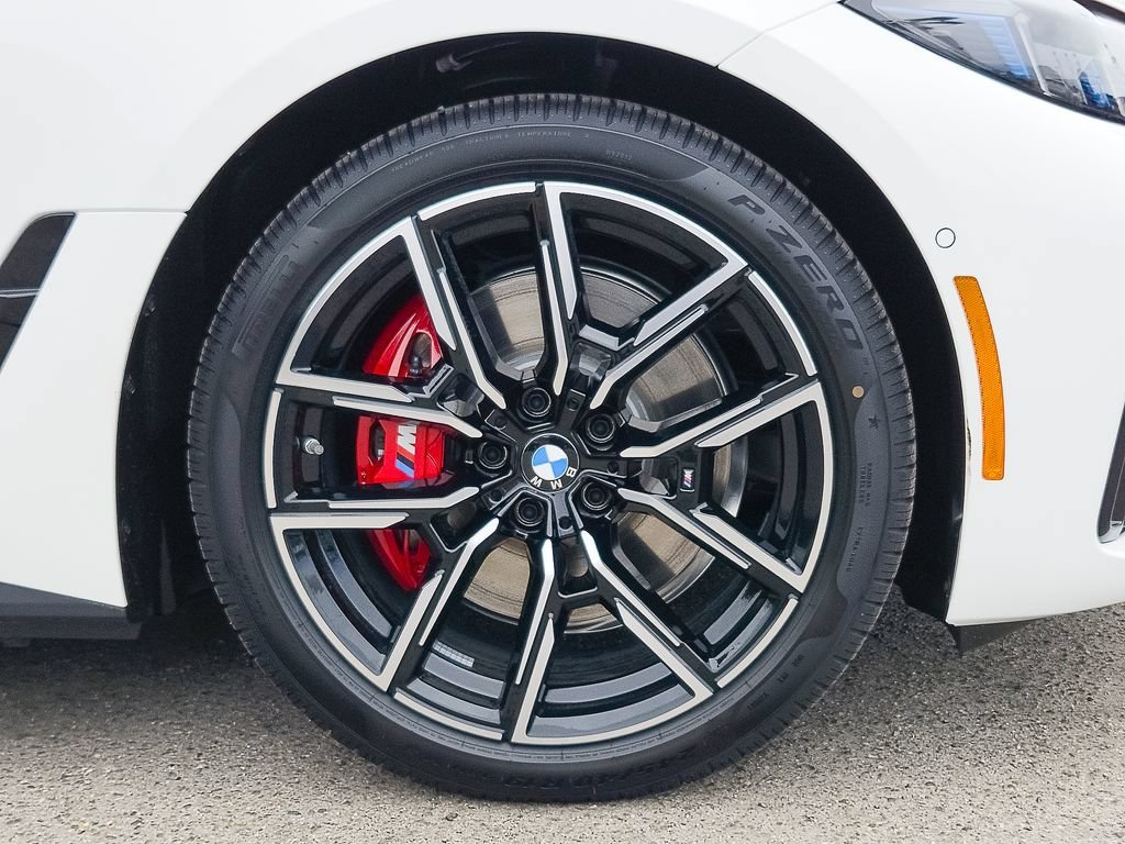 New 2026 Alpine White BMW xDrive40 image 7