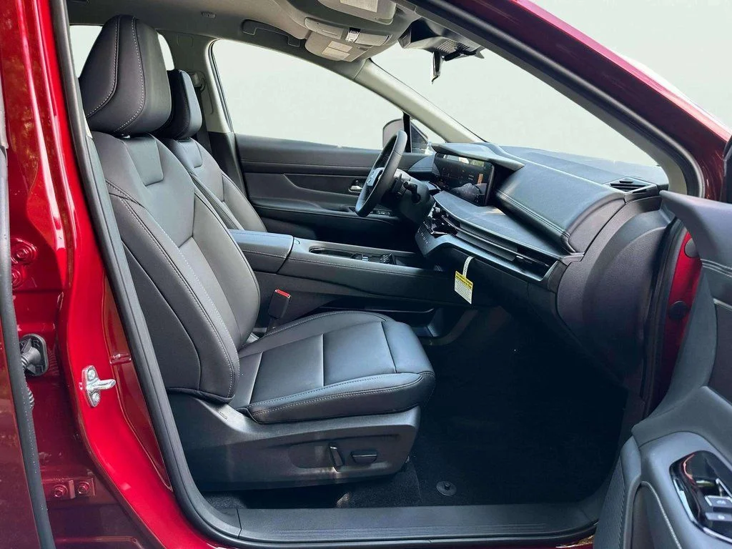 2025 Nissan Murano SV - Photo 17