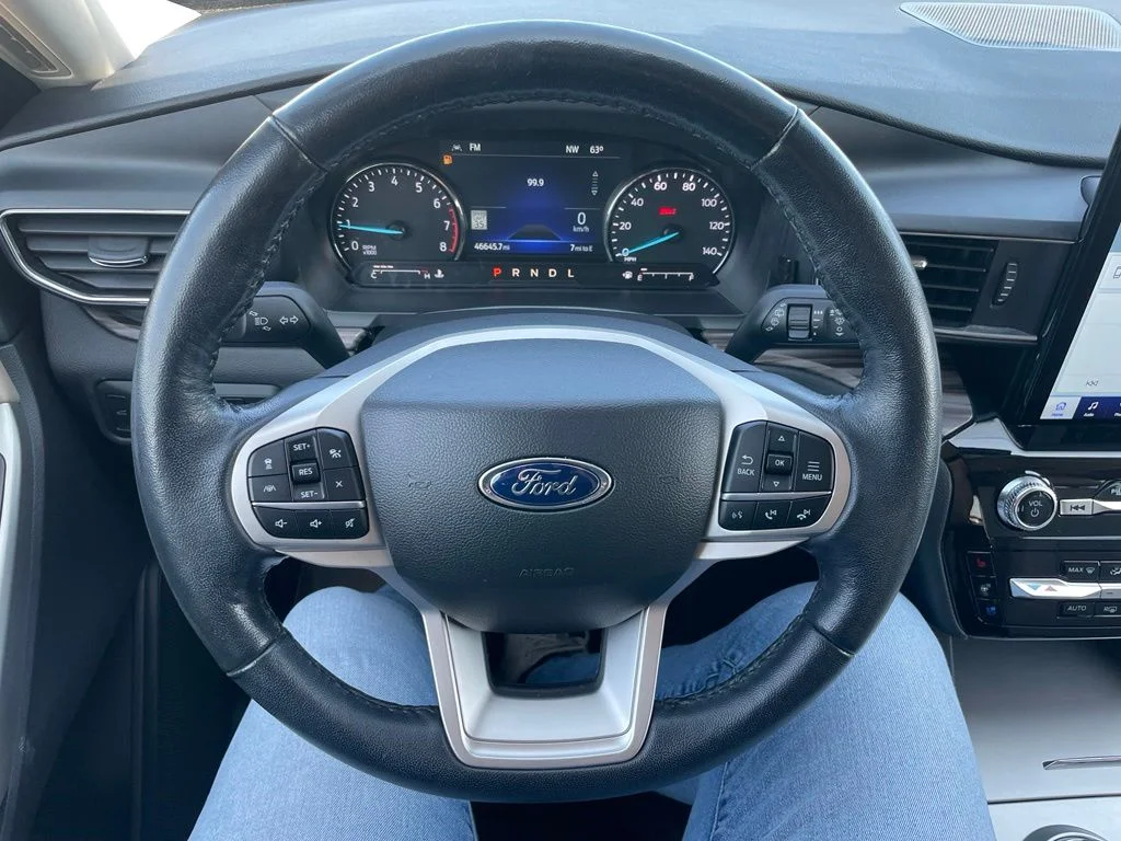 Used 2022 Blue Ford Limited image 26