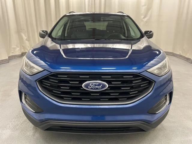 Used 2022 Blue Ford SEL image 8