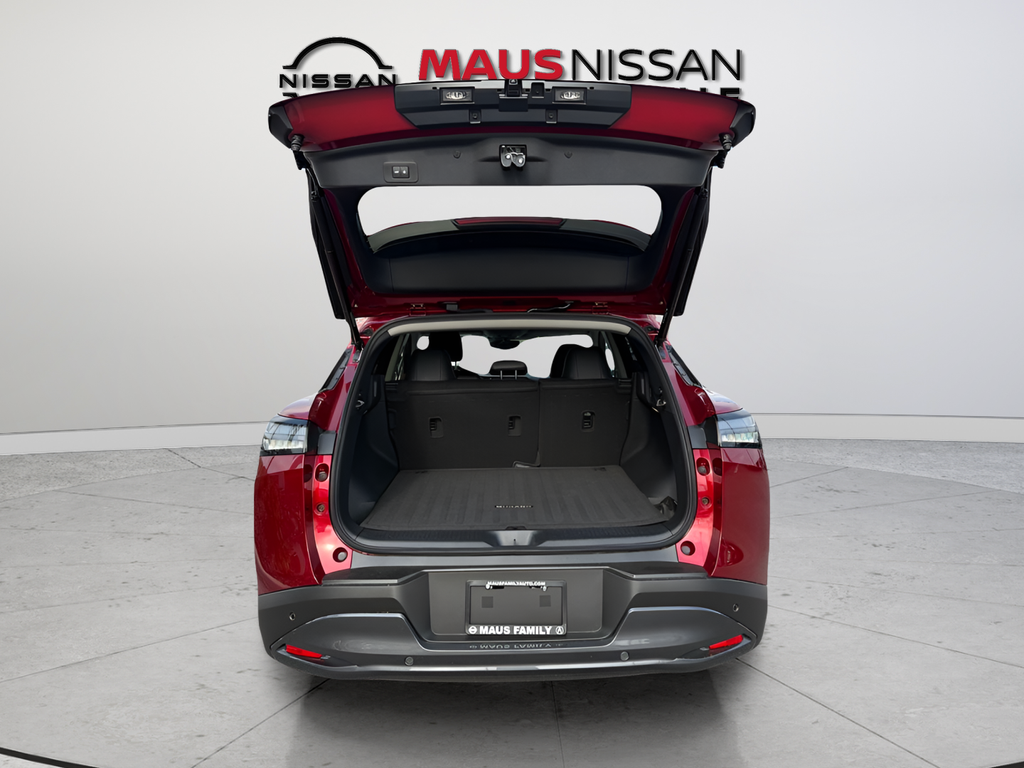 New 2026 Red Nissan SL image 9