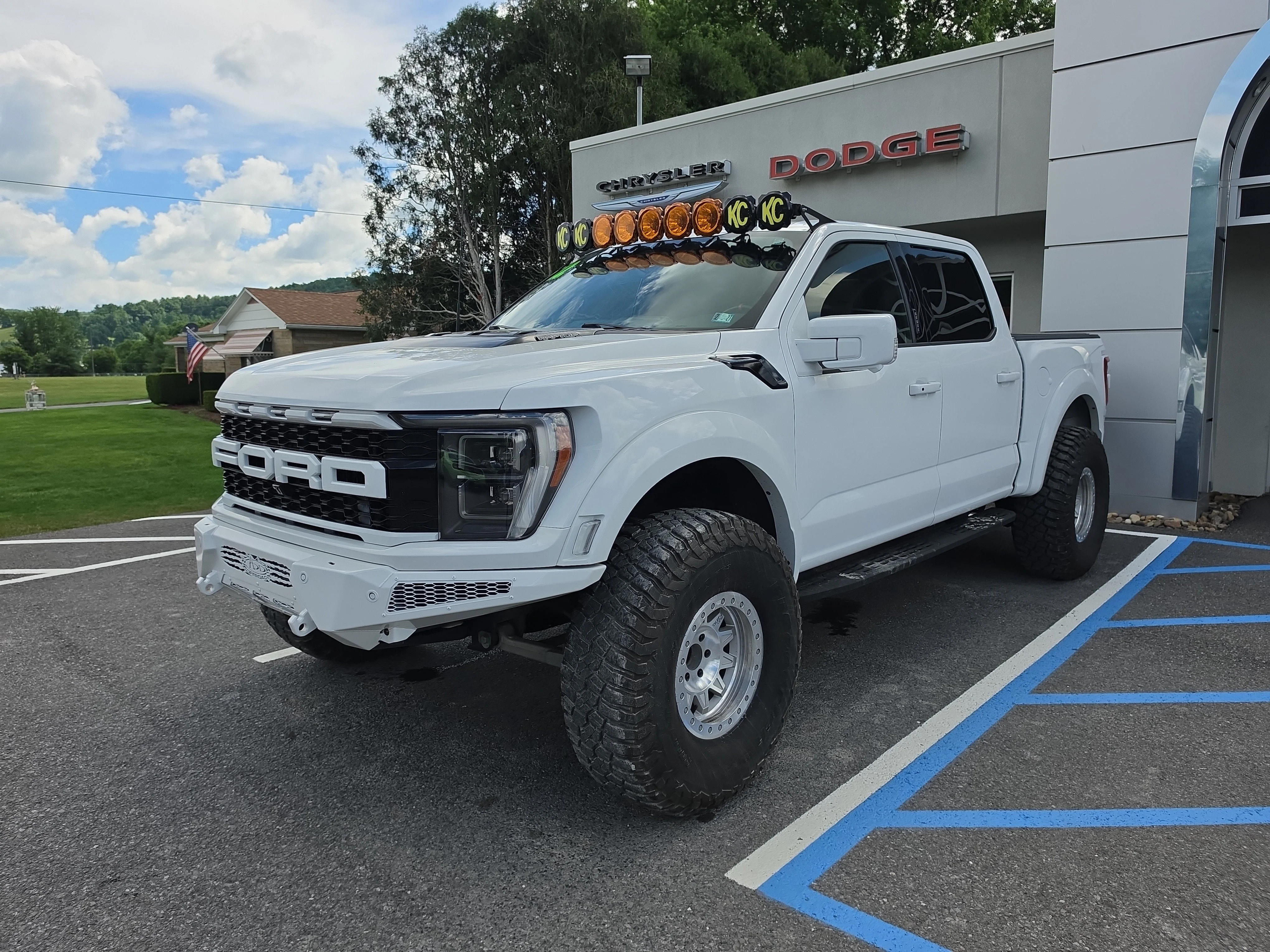 Used 2022 Oxford White Ford Raptor image 8