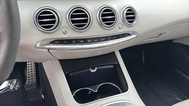 Used 2017  Mercedes-Benz AMG® S 65 image 34