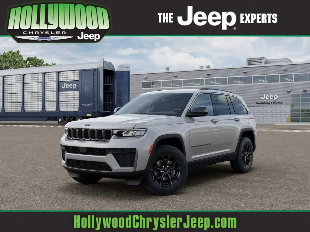 New 2026 Silver Zynith Exterior Paint Jeep Laredo Altitude image 1