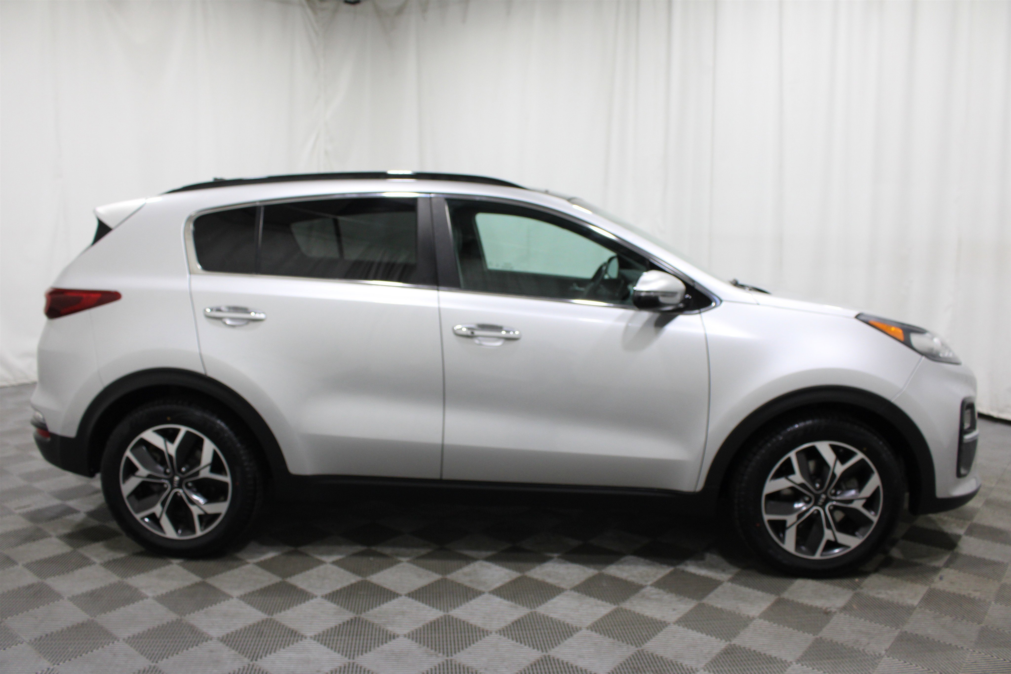 Used 2021 Sparkling Silver Kia EX image 30