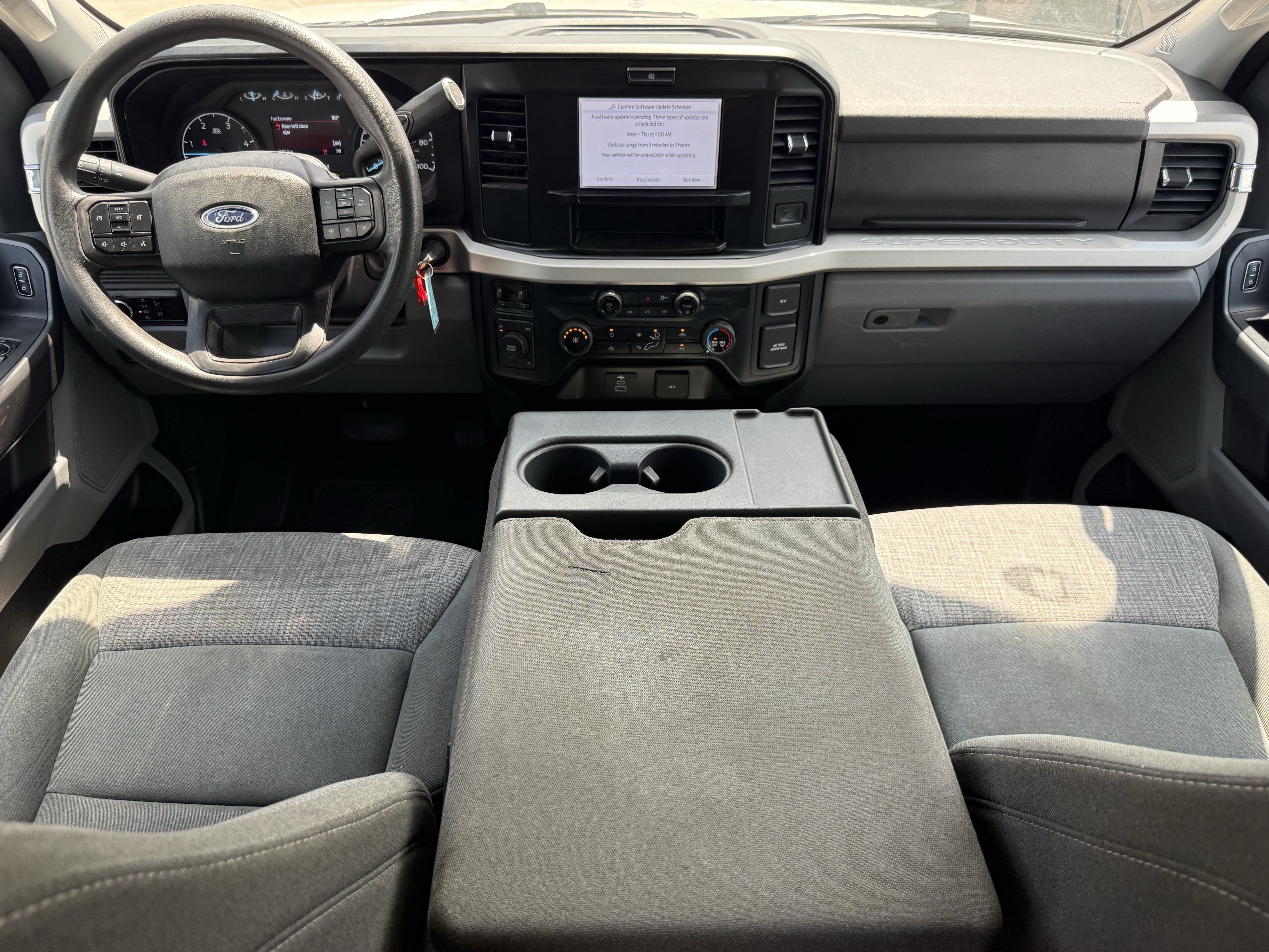 Used 2025 Oxford White Ford XLT image 12