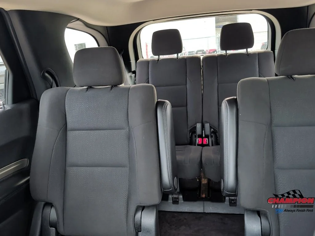 Used 2017 White Dodge SXT image 29
