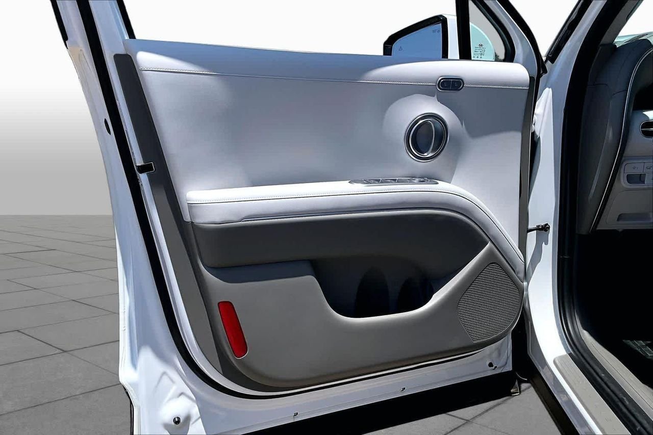New 2026 Creamy White Pearl Hyundai Limited image 10