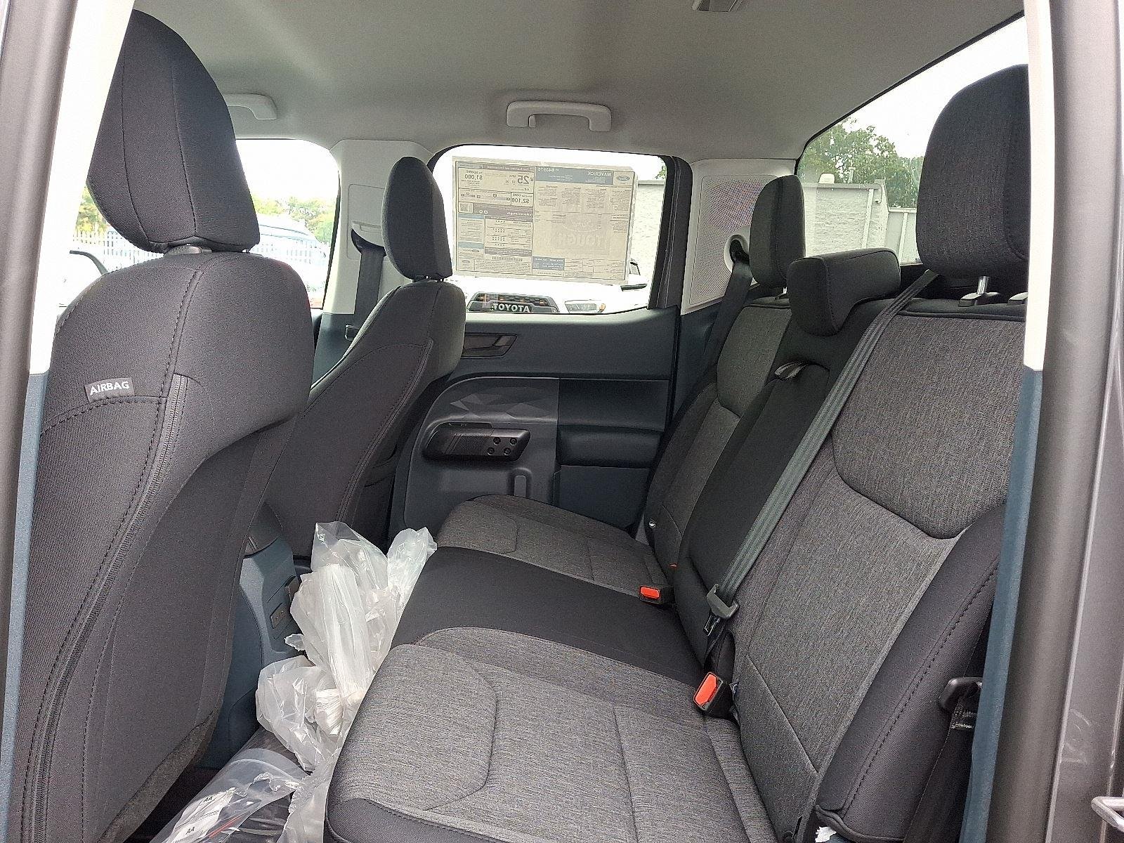 2025 Ford Maverick XLT - Photo 8