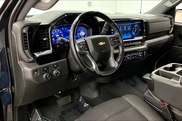 2023 Chevrolet Silverado 1500 LT - Photo 16