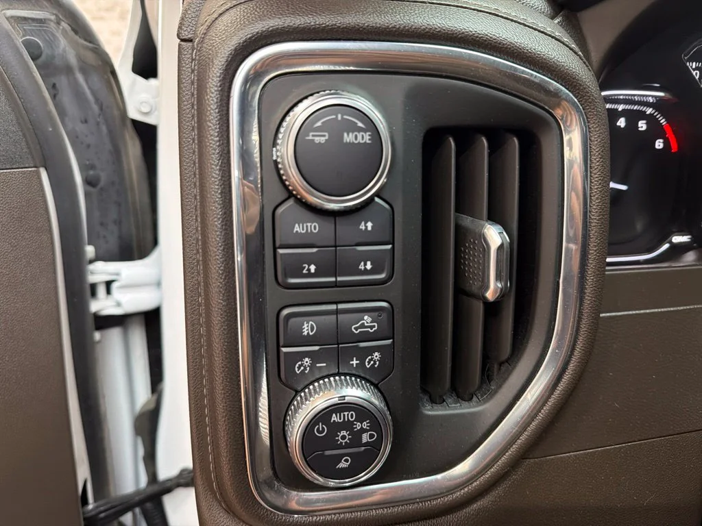 Used 2021 Summit White GMC SLT image 23