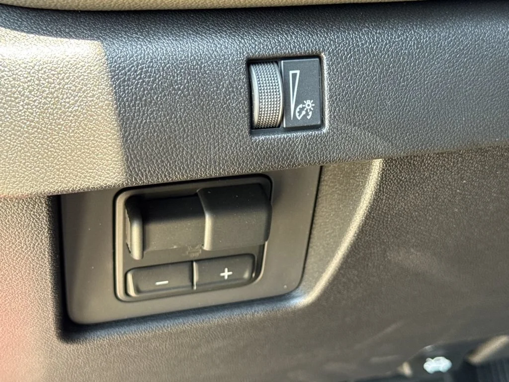 2026 Chevrolet Colorado ZR2 - Photo 17