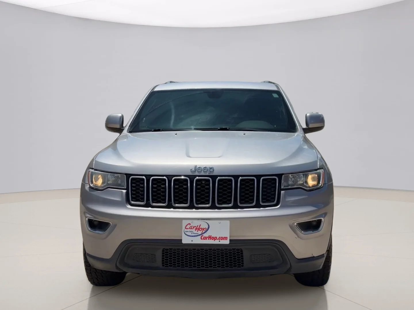 Used 2017 Silver Jeep LAREDO image 8
