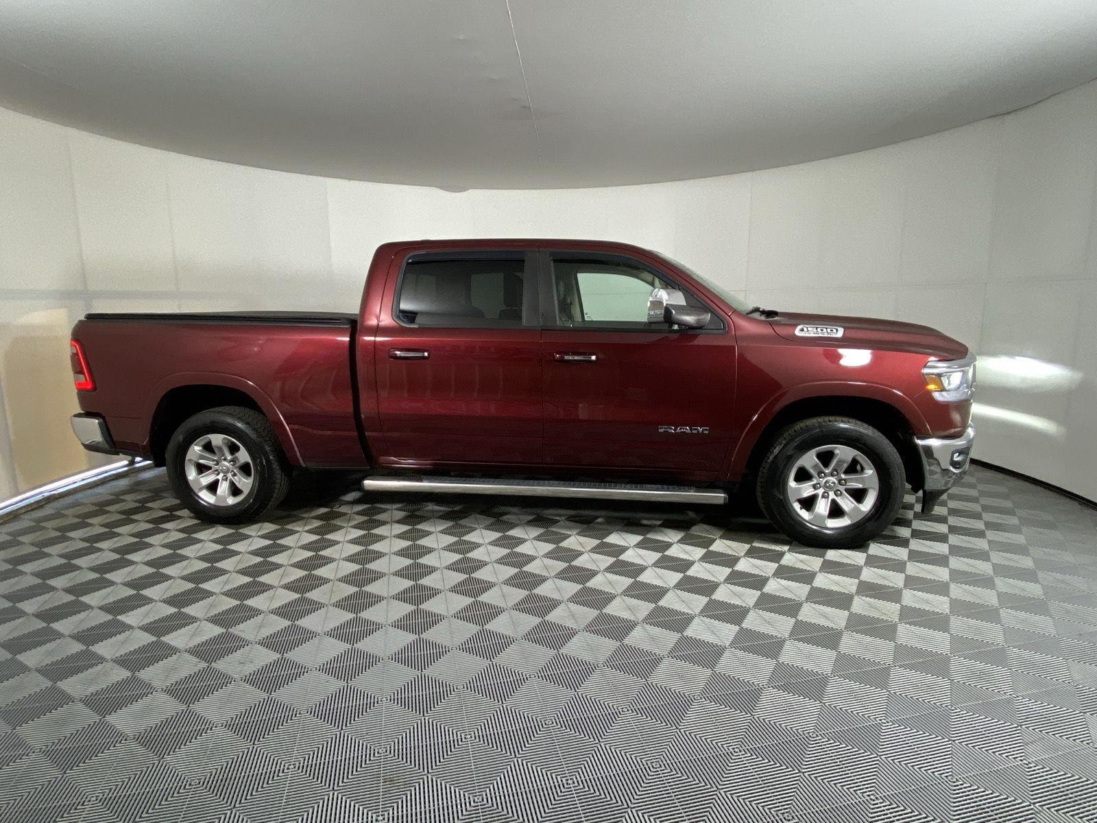 Used 2019 Delmonico Red Pearlcoat Ram Laramie image 8