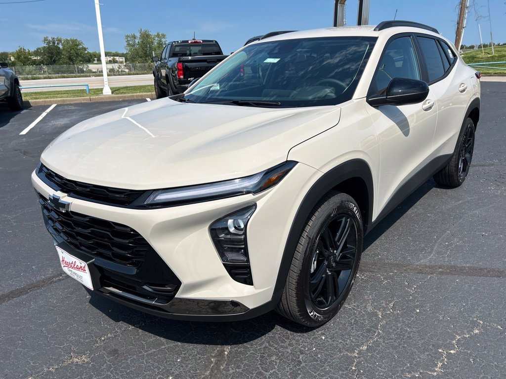 2026 Chevrolet Trax Activ - Photo 9