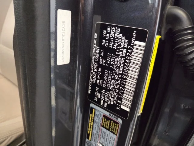 Used 2017 Gray Hyundai 2.4 Base image 21
