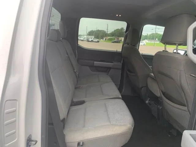 Used 2024 White Ford XLT image 23