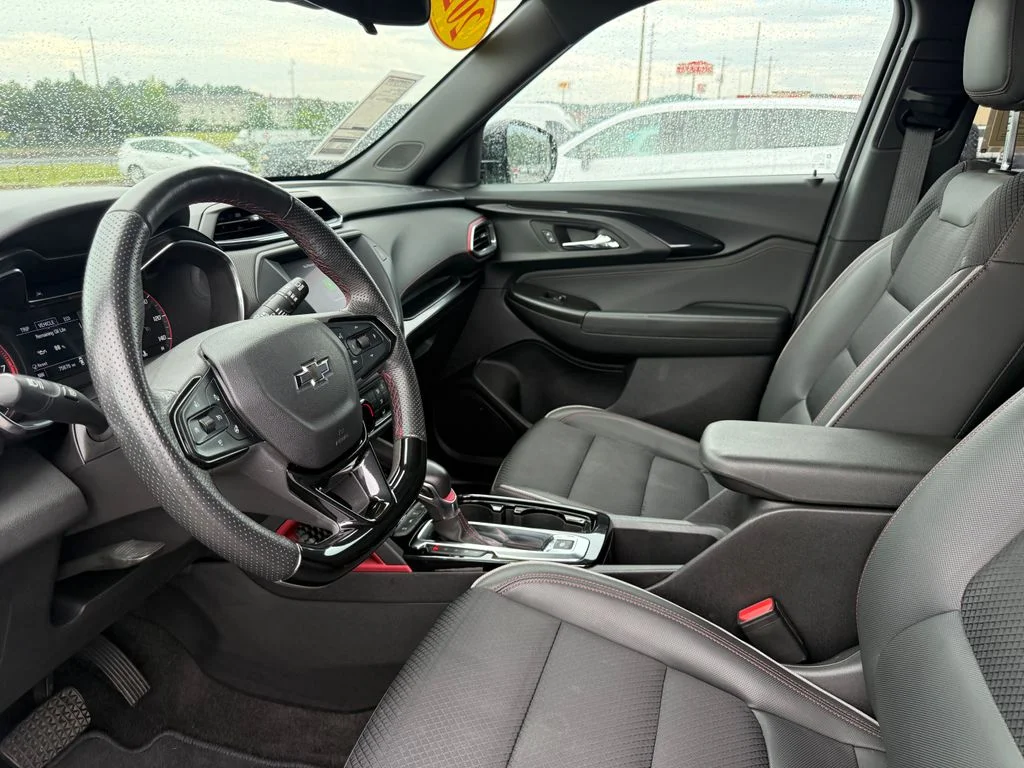 Used 2022 Black Chevrolet RS image 4