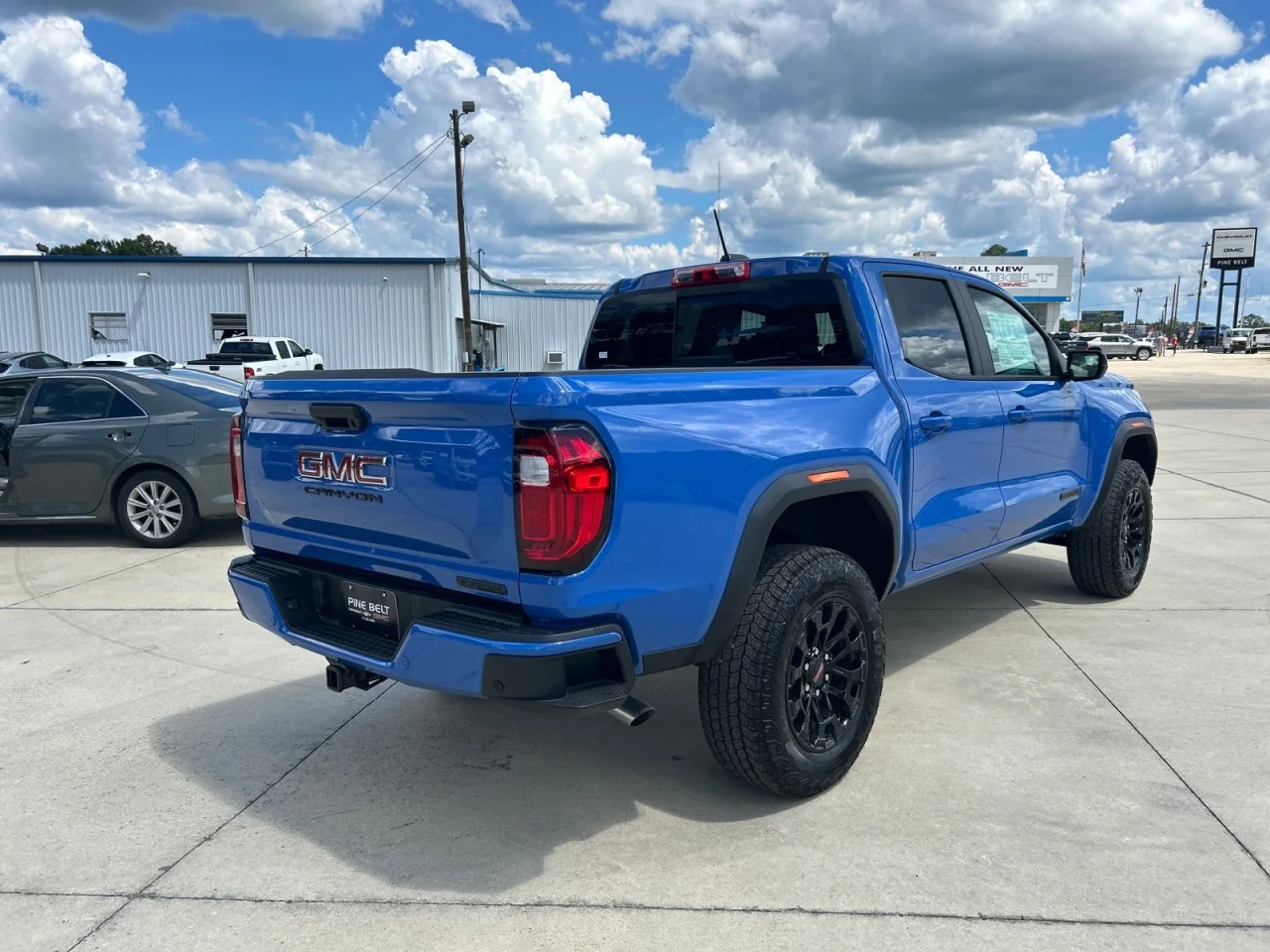 New 2026 Rapids Metallic GMC Elevation image 3