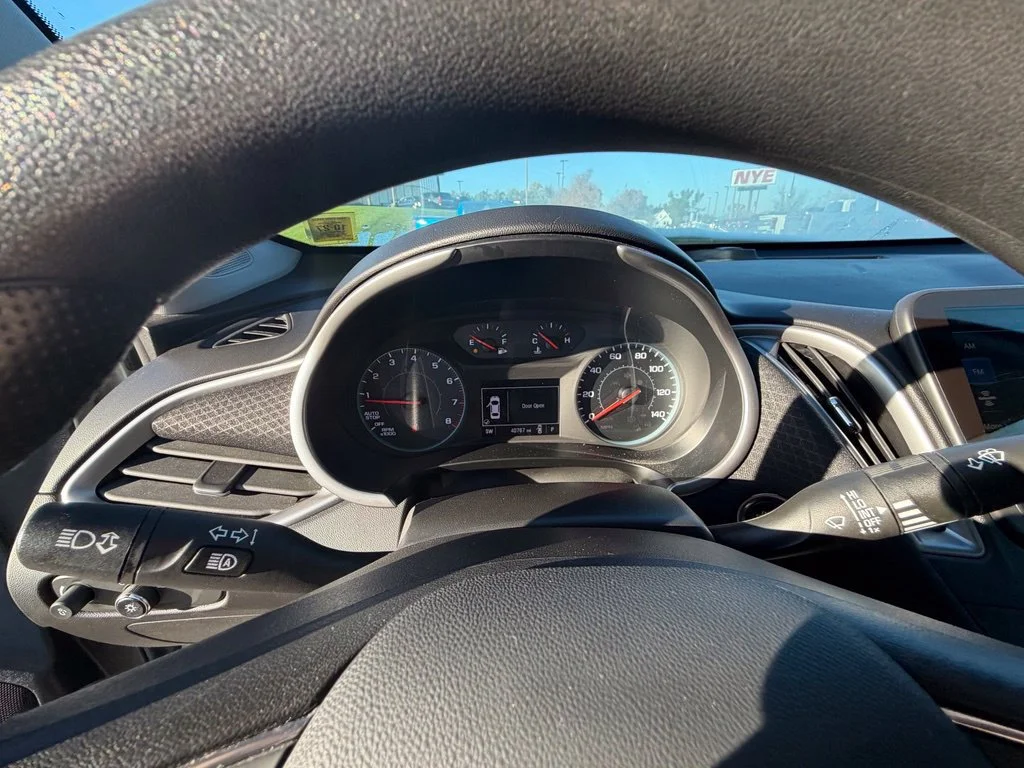 Used 2025 Sterling Gray Metallic Chevrolet 1LT image 23