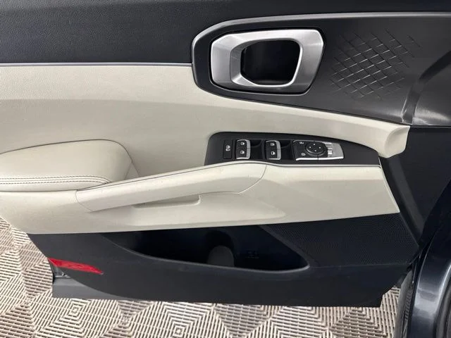 Used 2023 Gray Kia S image 18