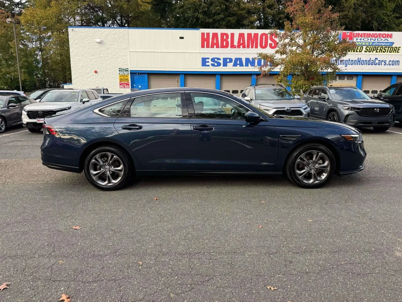 Certified Used 2024 Canyon River Blue Metallic Honda EX image 8