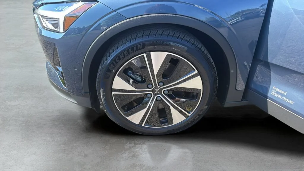 Used 2024 Blue Polestar Long Range Dual Motor Plus image 19