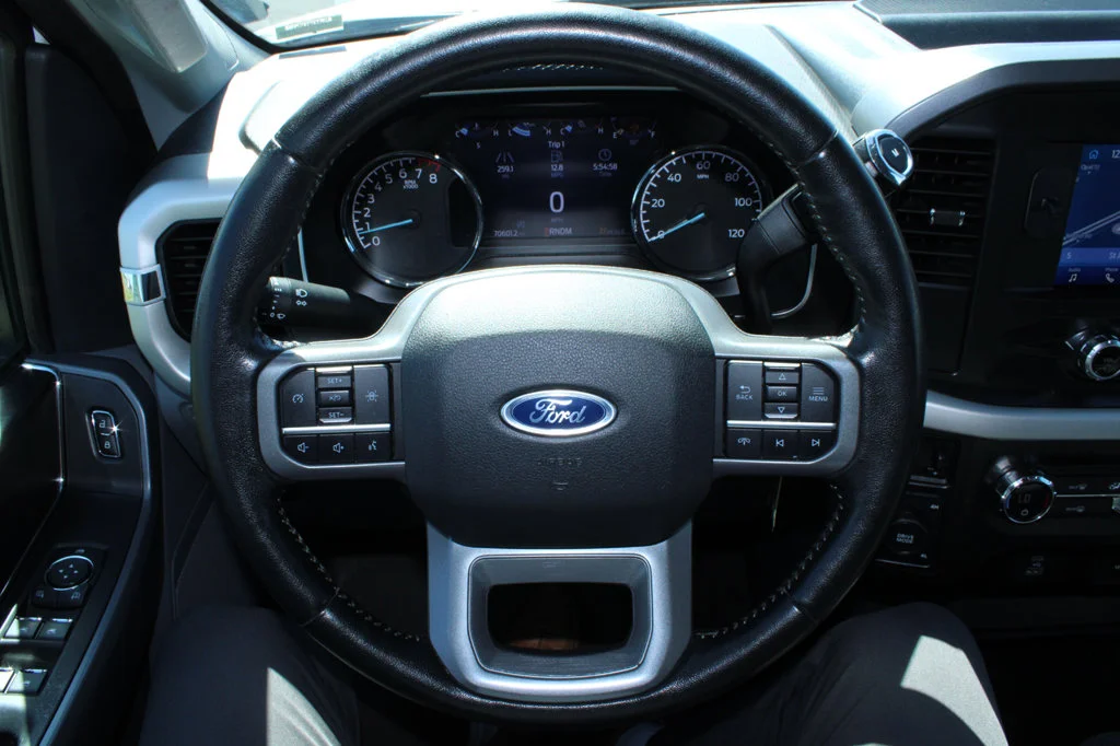 Used 2021 Oxford White Ford XLT image 41